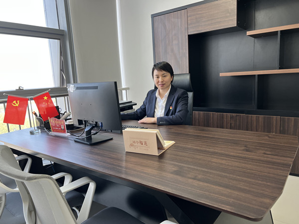 1666694554432483.jpg 于曉紅_副本.jpg